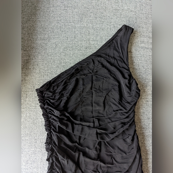 H&M One Shoulder Mini Dress - Picture 4 of 8